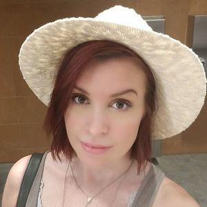 Meet your Posher, Sandrea